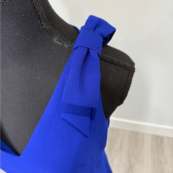 Eliza J Royal Blue V-Neck Midi Dress (Sz 4) - Picture 3 of 7